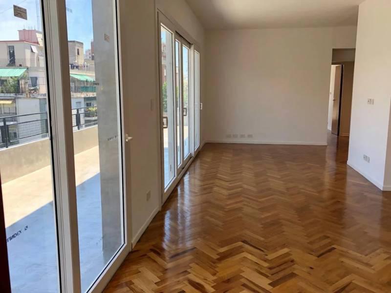 La Pampa 2500 –  Depto. 4 Amb. Con Toilette, Balcón Terraza y Cochera cub. Sup.:165m2. Precio por m2.: usd 2.660