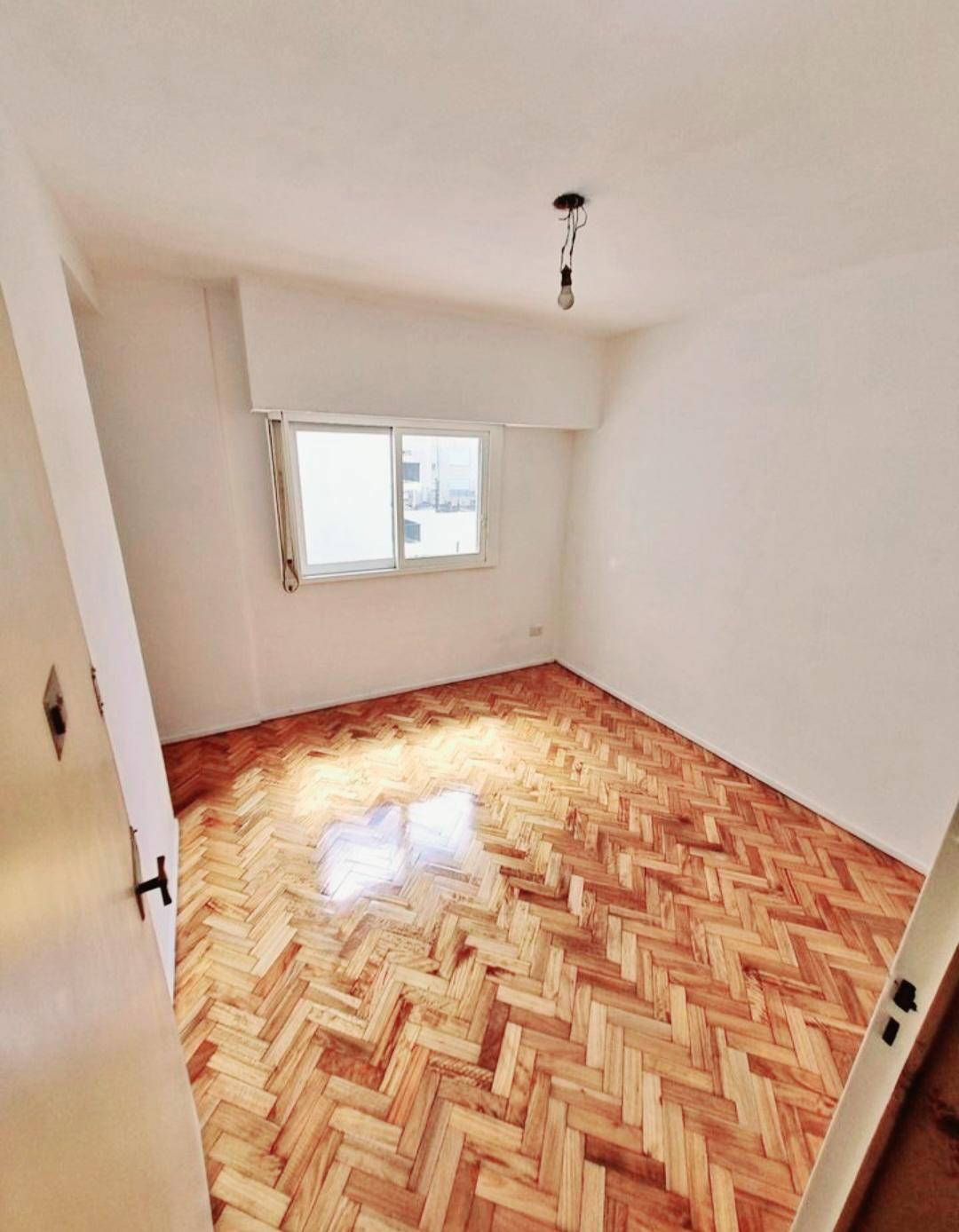 Departamento 2 ambientes,31,46m2,cocina y lavadero separados,opcion adquirir cochera.Rojas entre Bogota y Avellaneda